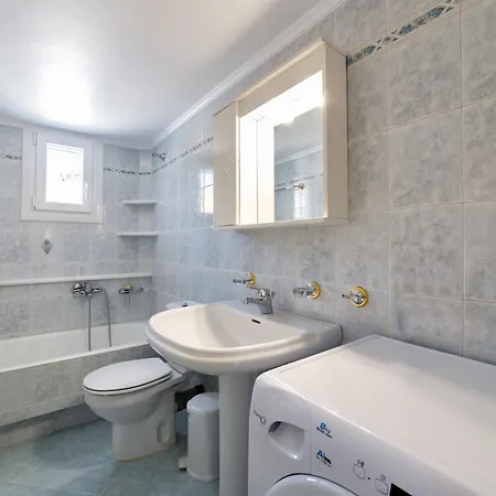 Panos Asteras * Isterni (Paros)