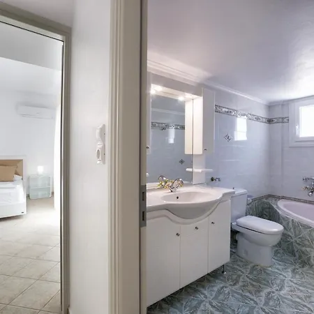 Panos Asteras Villa *