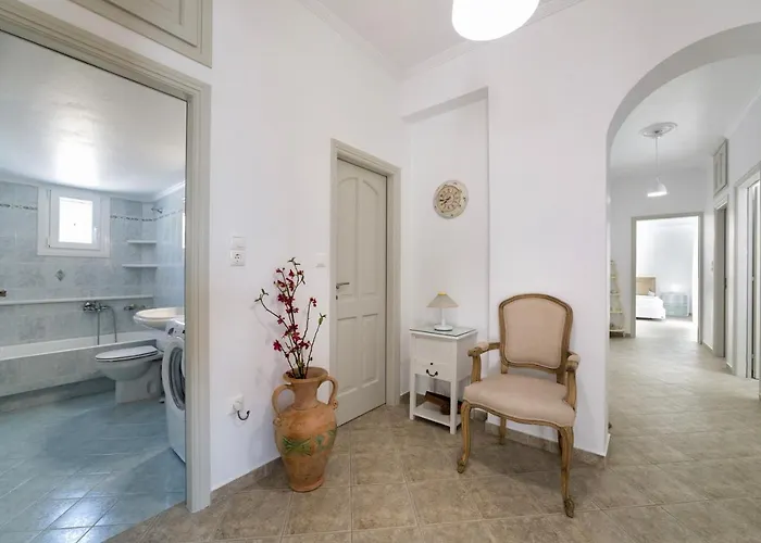 Panos Asteras * Isterni (Paros)