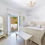 Panos Asteras Vila Isterni (Paros)