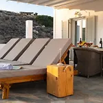 Vila Panos Asteras *