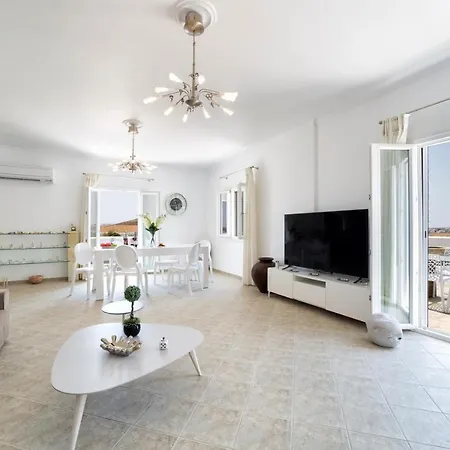 Willa Panos Asteras Isterni (Paros)