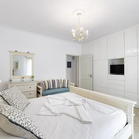 Willa Panos Asteras Isterni (Paros)