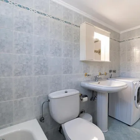 Panos Asteras * Isterni (Paros)